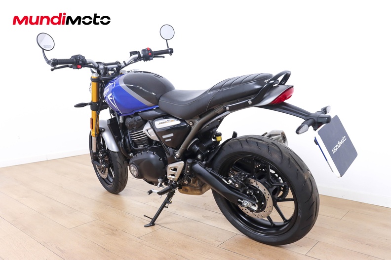 Motorbike image 6