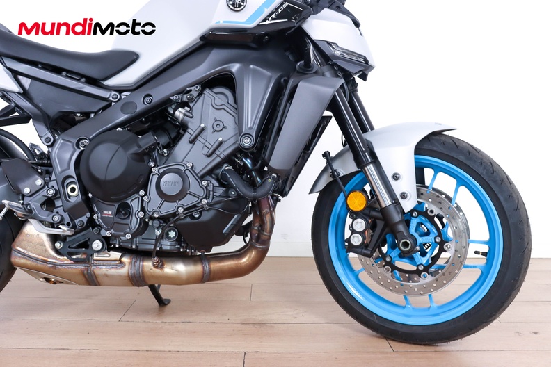 Motorbike image 13