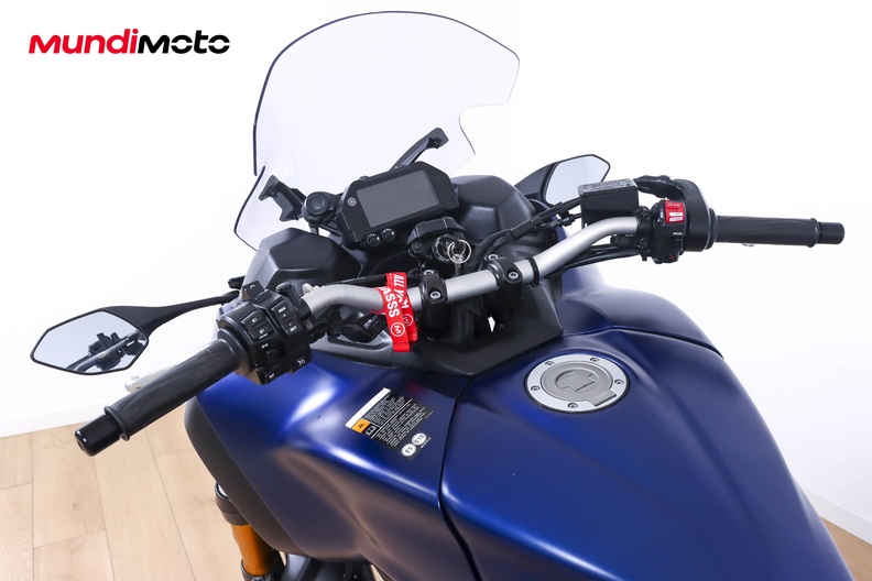 Motorbike image 10
