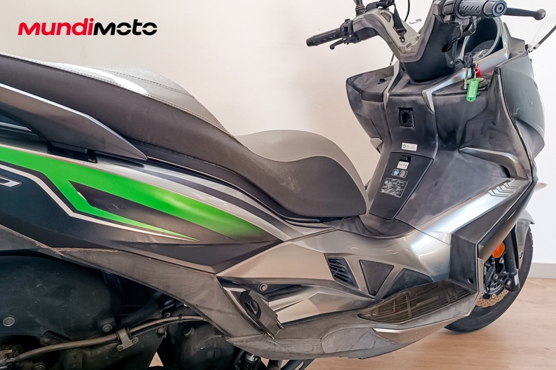 Motorbike image 10