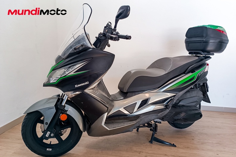 Motorbike image 6
