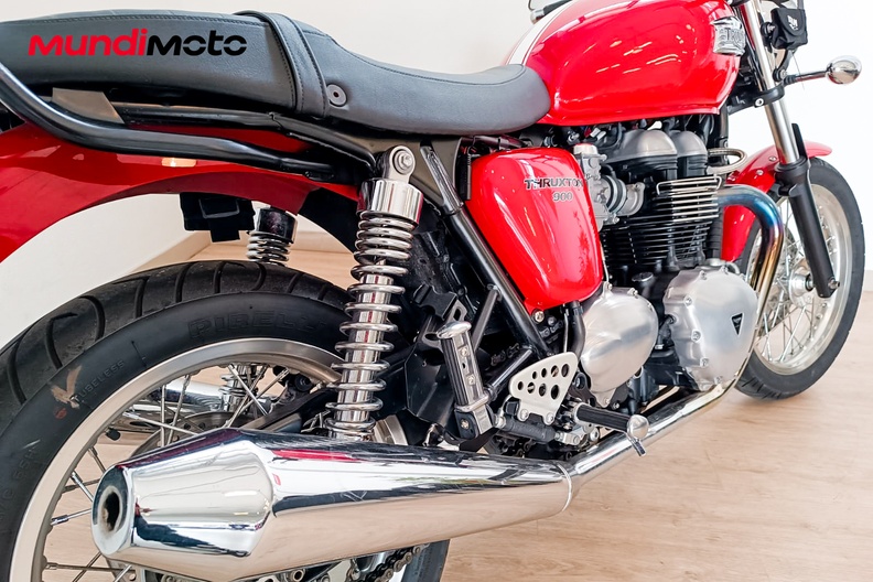 Motorbike image 3