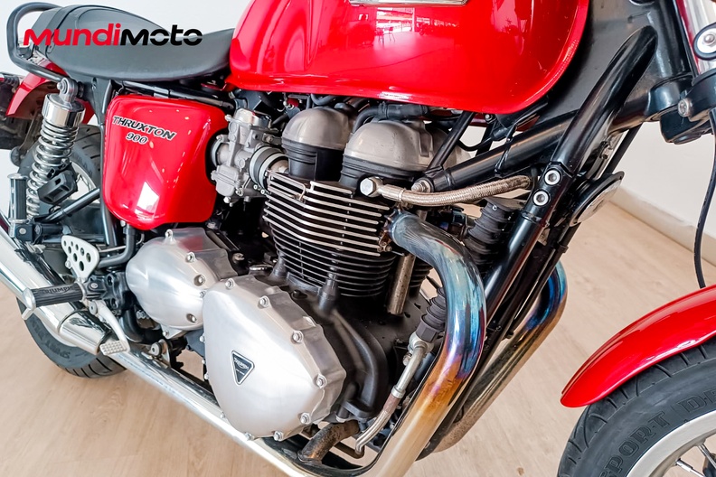 Motorbike image 4