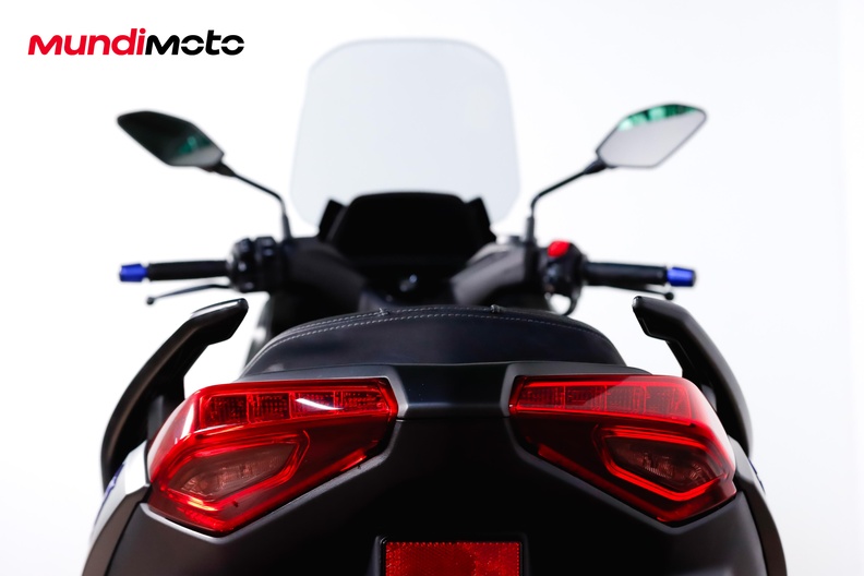 Motorbike image 9
