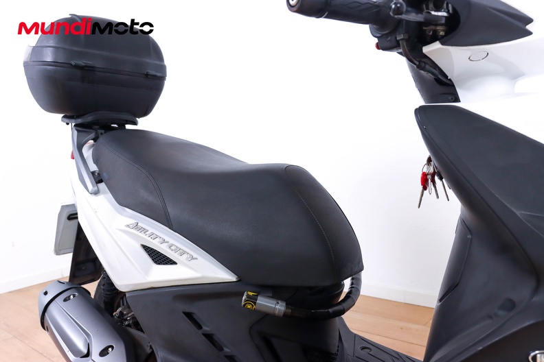 Motorbike image 12