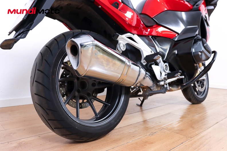Motorbike image 3