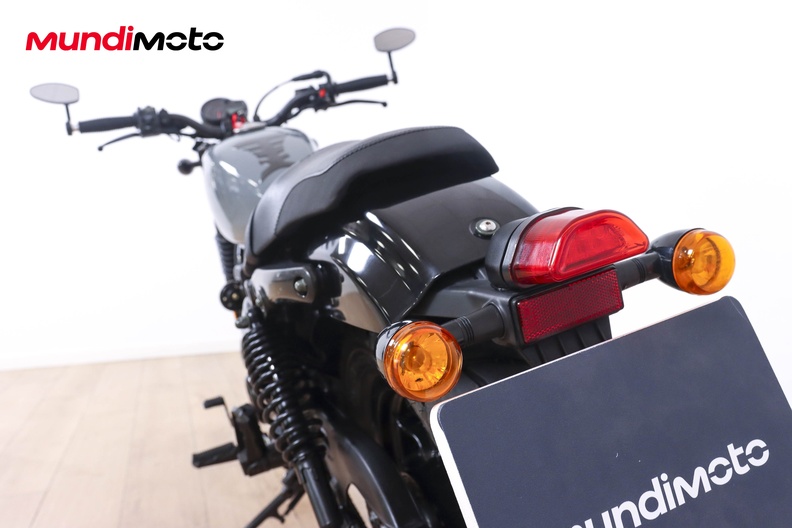 Motorbike image 9