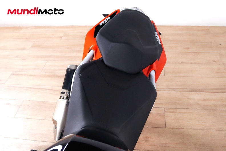 Motorbike image 12
