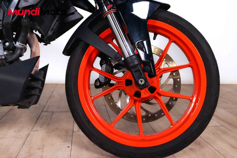 Motorbike image 13