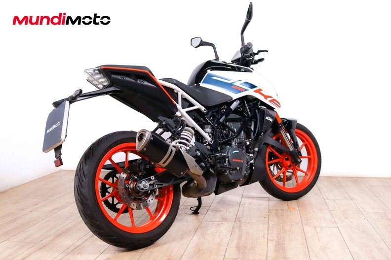 Motorbike image 2