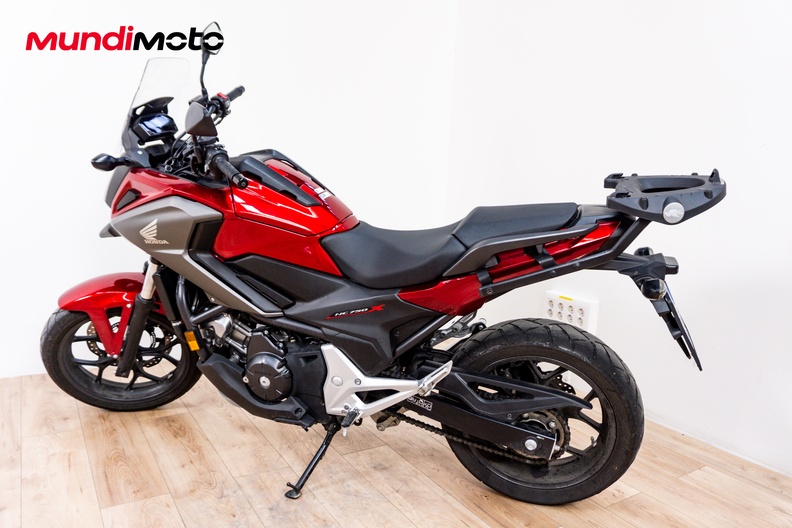 Motorbike image 7