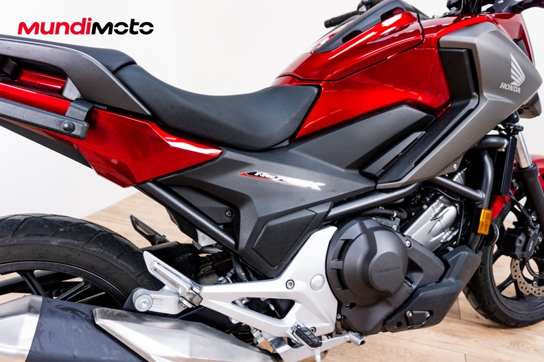 Motorbike image 3