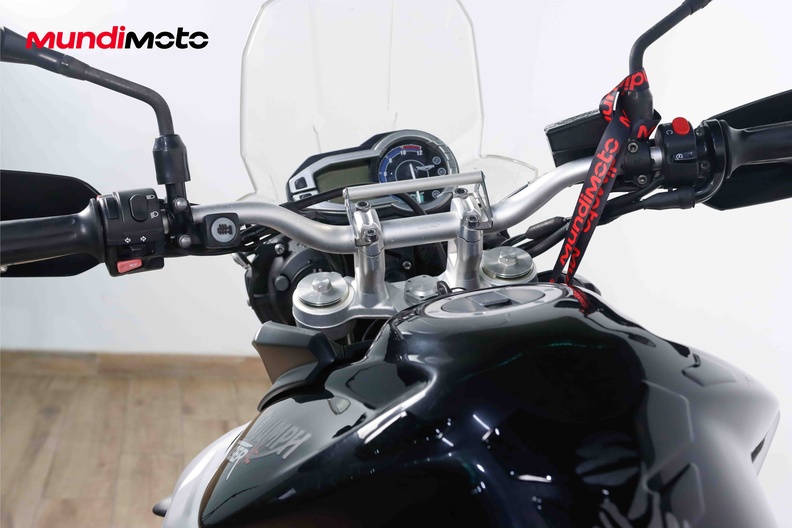 Motorbike image 10