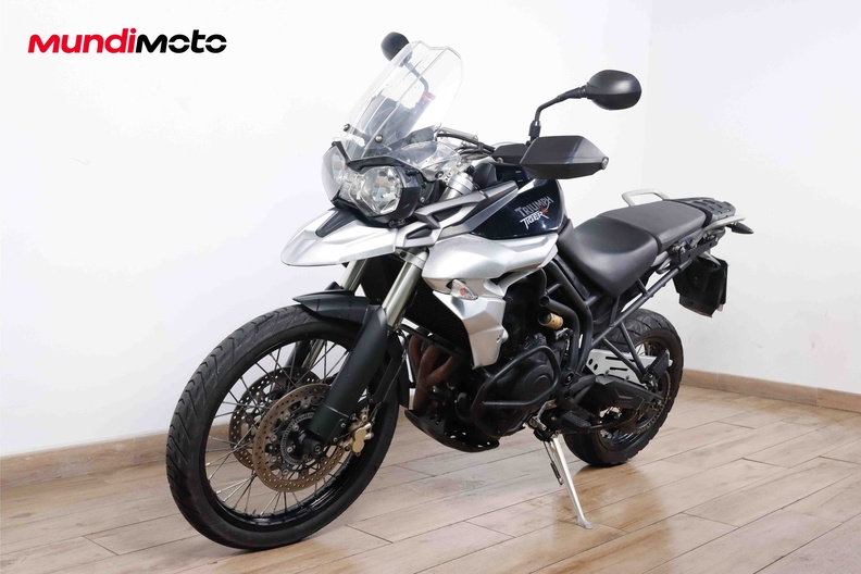 Motorbike image 6