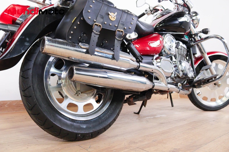 Motorbike image 3