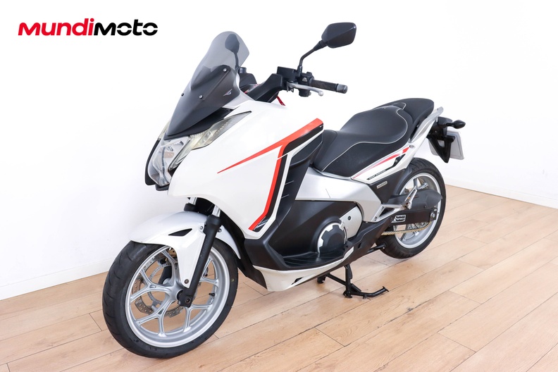 Motorbike image 7