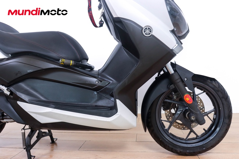 Motorbike image 13