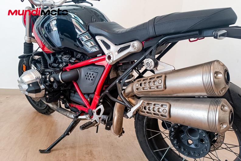 Motorbike image 8