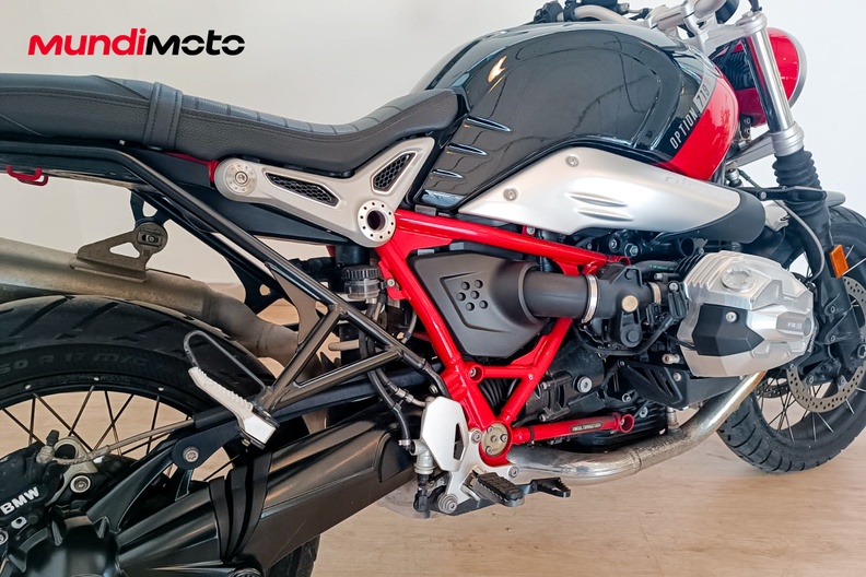 Motorbike image 3