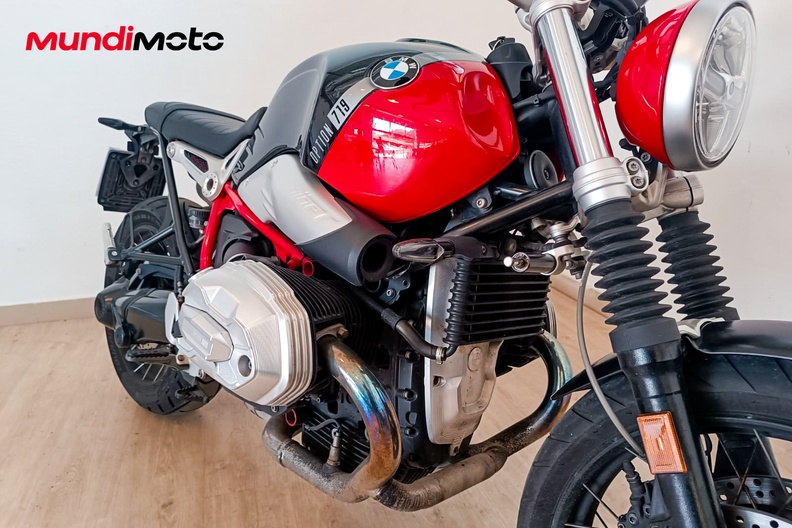 Motorbike image 4