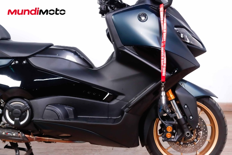 Motorbike image 12