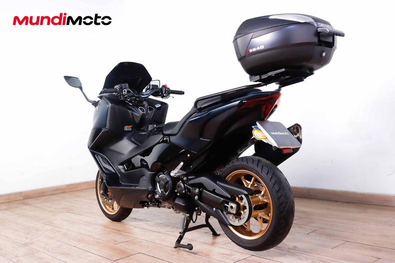 Motorbike image 6