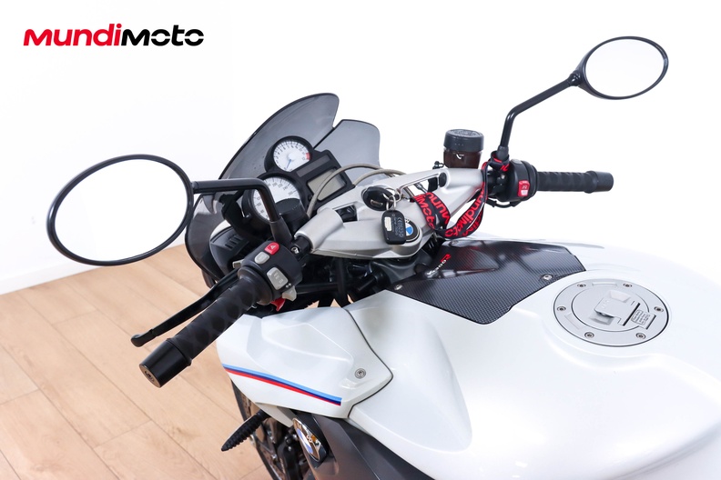 Motorbike image 10