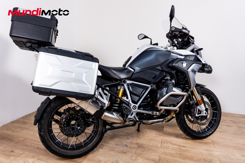 Motorbike image 2