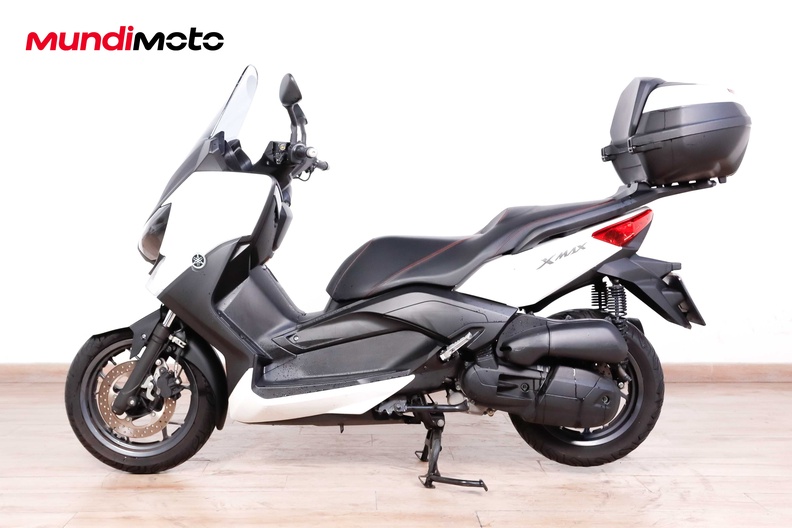 Motorbike image 5