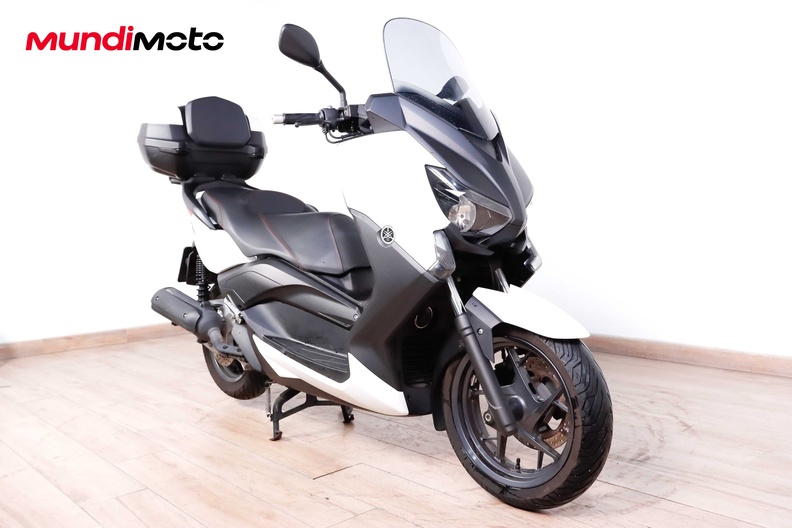 Motorbike image 1