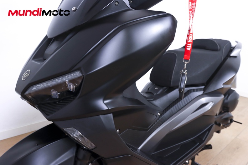 Motorbike image 8