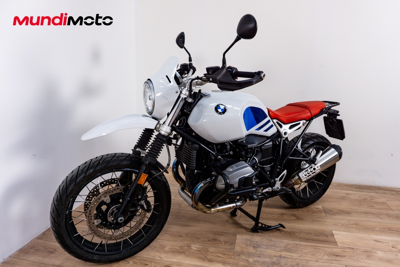 Motorbike image 6