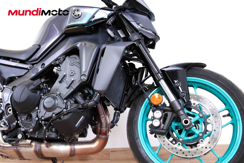 Motorbike image 12