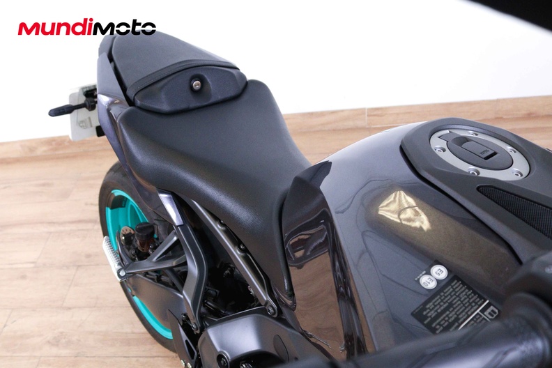 Motorbike image 13