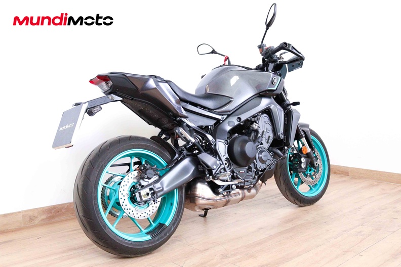 Motorbike image 2