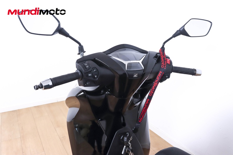 Motorbike image 10