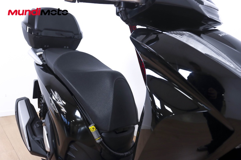 Motorbike image 13