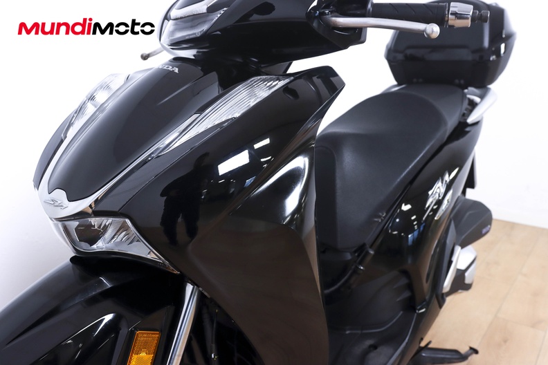 Motorbike image 8