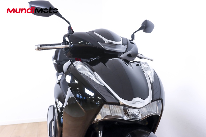 Motorbike image 4