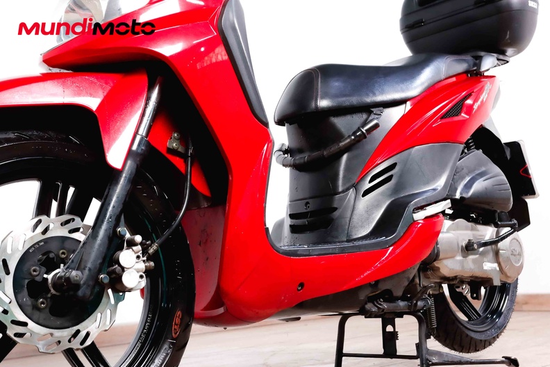 Motorbike image 8