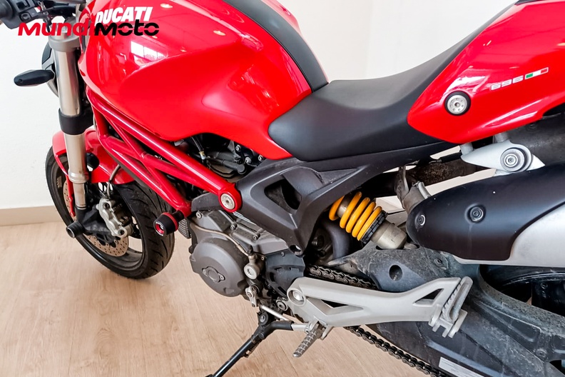 Motorbike image 8