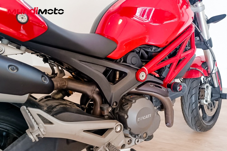 Motorbike image 3