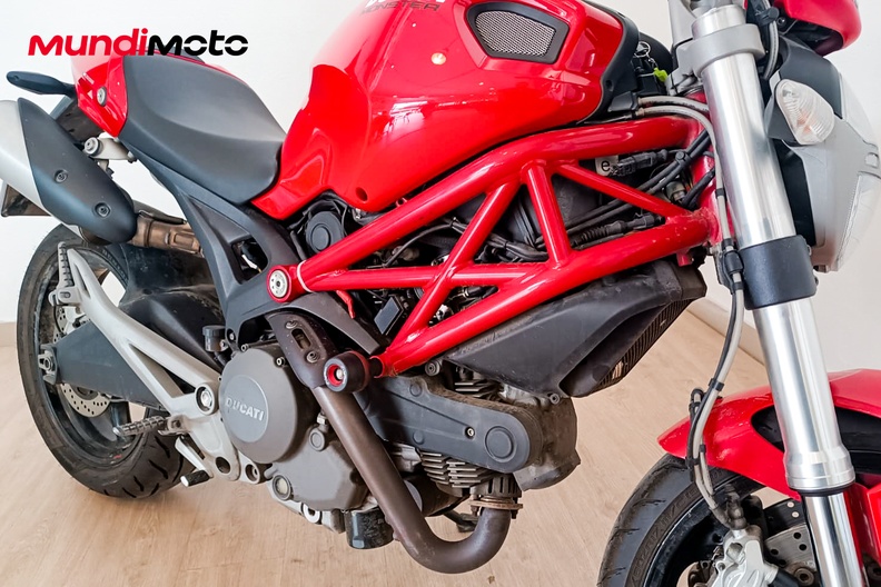 Motorbike image 4