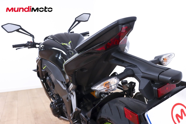 Motorbike image 9