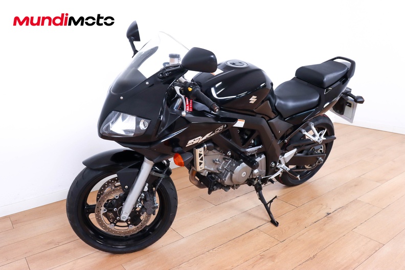 Motorbike image 7