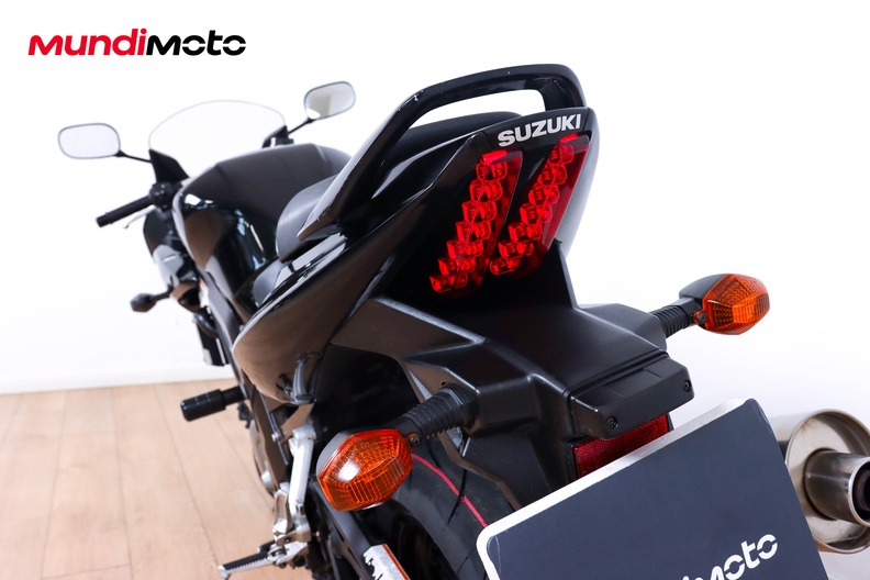 Motorbike image 9