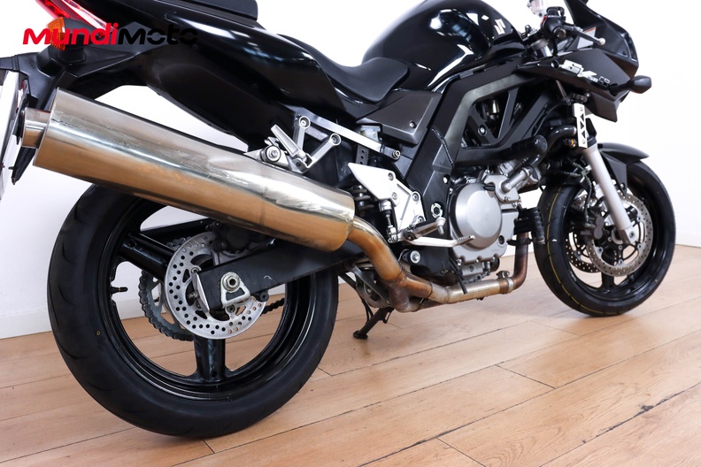 Motorbike image 3