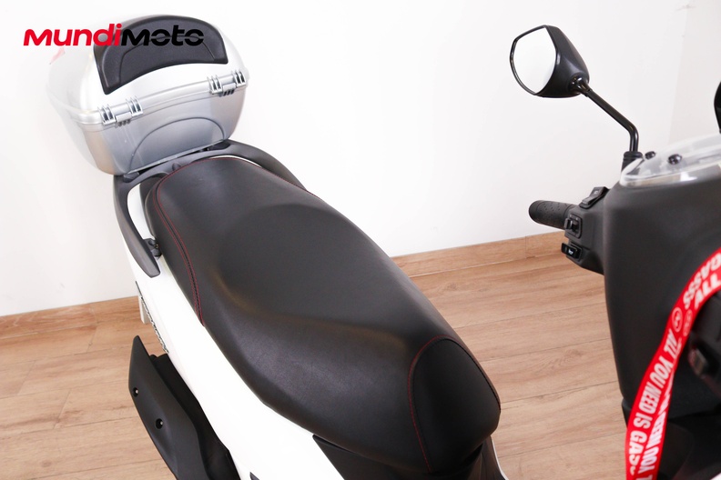 Motorbike image 12