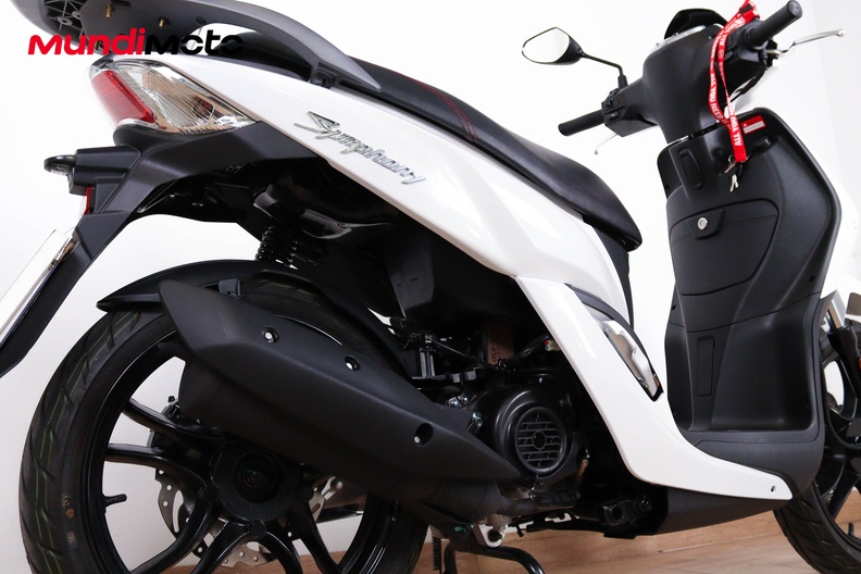 Motorbike image 3
