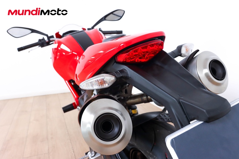Motorbike image 9